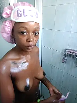 xxTatiannaxx online show from 6, 3, 2025