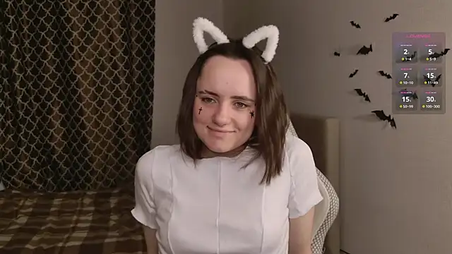 Luna Loveee online show from 31, 10, 2025