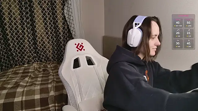 Luna Loveee online show from 20, 9, 2025