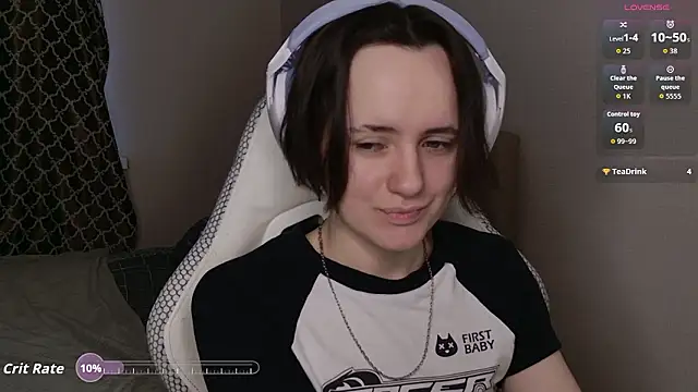 Luna Loveee online show from 7, 3, 2026