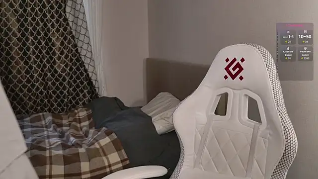 Luna Loveee online show from 13, 9, 2025