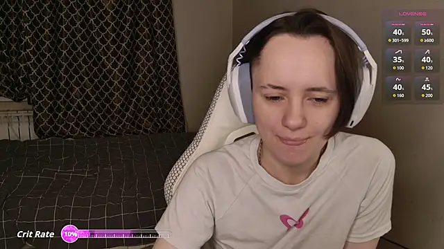 Luna Loveee online show from 12, 2, 2026