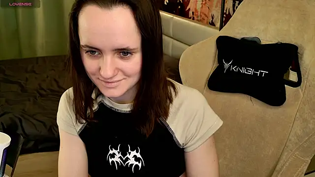 Luna Loveee online show from 18, 3, 2025