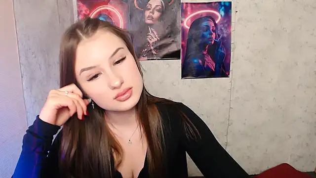  MiaAngell online show from 5, 11, 2025