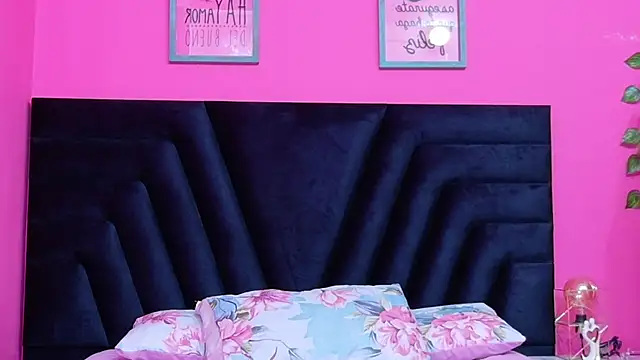 innocenthazel online show from 14, 11, 2025