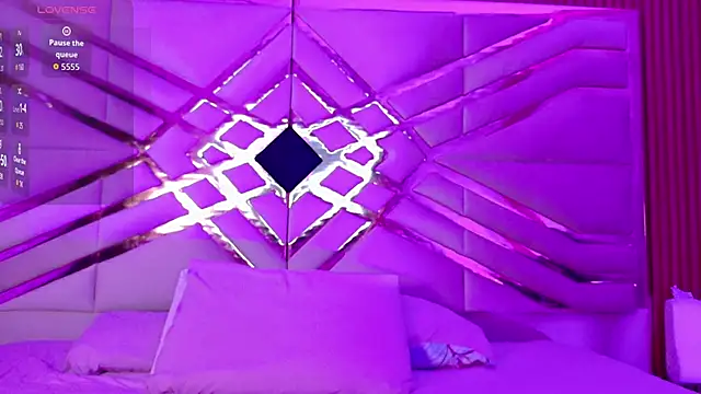 innocenthazel online show from 28, 3, 2026