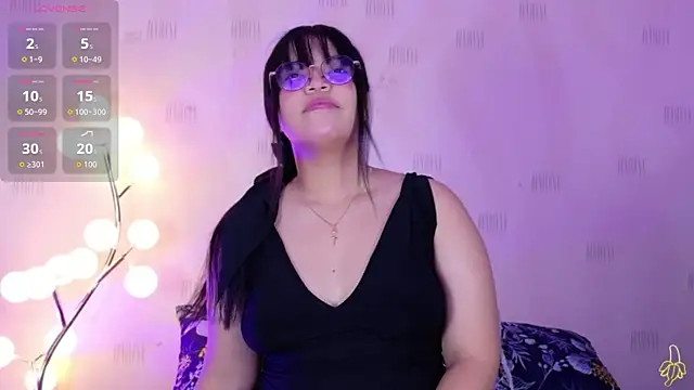 innocenthazel online show from 28, 5, 2026
