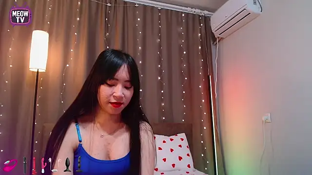 miyakimi0101 online show from 5, 2, 2026