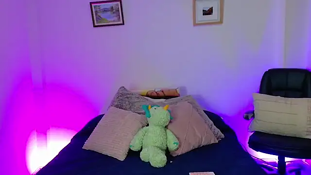 AliceDmarco online show from 25, 9, 2025