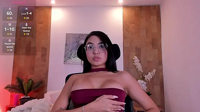 Lucia Brown  online show from 29, 5, 2026