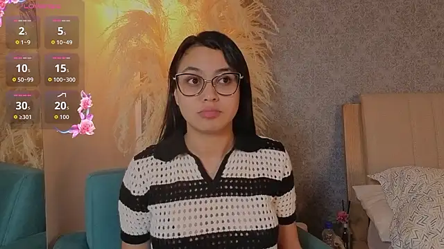 Lucia Brown  online show from 20, 3, 2026