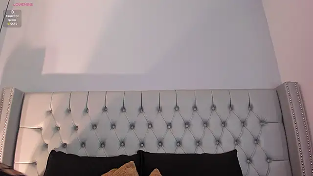 Gracia-Carrera online show from 4, 11, 2025