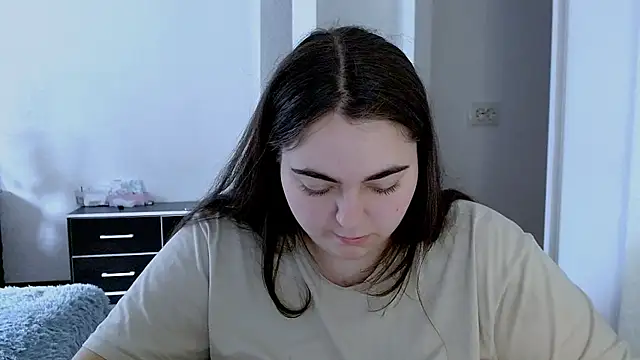 Snapshot of kitsune_8 chatting on 4, 6, 2026 kitsune 8 online show from 4, 6, 2026