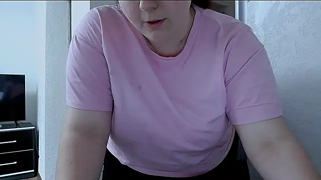 kitsune 8 online show from 7, 4, 2026