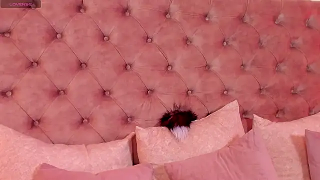 Snapshot of regina_noctixx chatting on 27, 11, 2025 regina noctixx online show from 27, 11, 2025