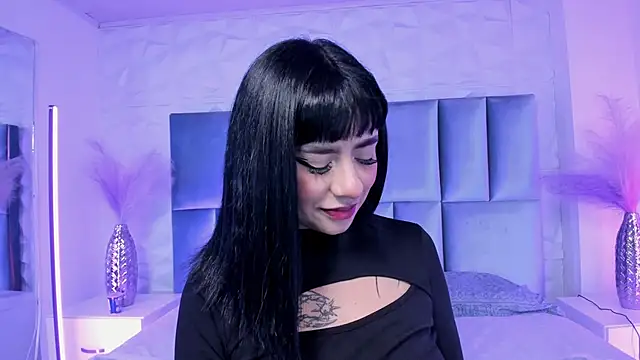 Selene bennet online show from 24, 4, 2026