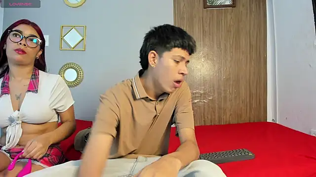 Snapshot of couple_hotfox chatting on 11, 6, 2026 couple hotfox online show from 11, 6, 2026