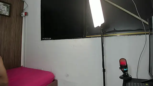 couple hotfox online show from 10, 1, 2026