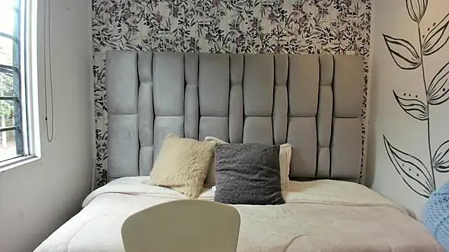 Natasha rose   online show from 2, 10, 2025