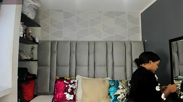 Natasha rose   online show from 1, 11, 2025