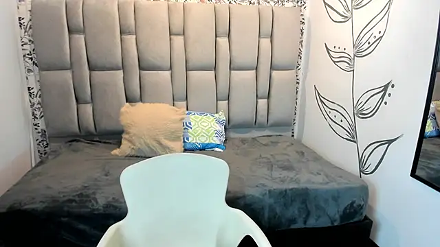 Natasha rose   online show from 15, 10, 2025