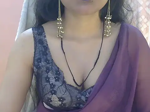 Snapshot of Cute_Pihu01 chatting on 24, 6, 2026 Cute Pihu01 online show from 24, 6, 2026