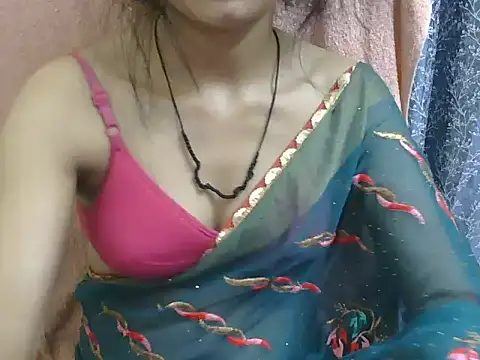 Cute Pihu01 online show from 11, 9, 2025