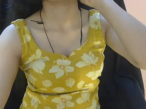 Cute Pihu01 online show from 22, 3, 2026