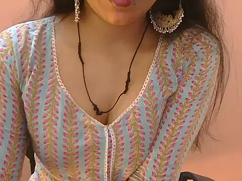 Snapshot of Cute_Pihu01 chatting on 9, 2, 2026 Cute Pihu01 online show from 9, 2, 2026