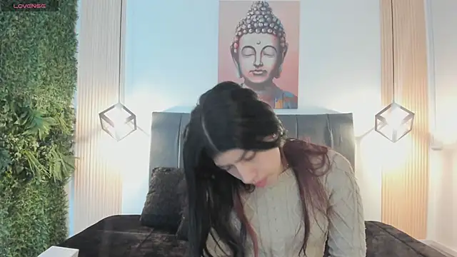 Cassie bloom online show from 15, 12, 2025