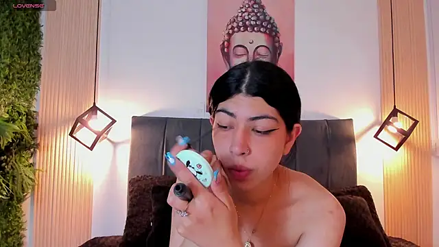 Cassie bloom online show from 29, 10, 2025