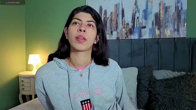 Cassie bloom online show from 29, 3, 2026