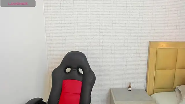 MEGANZARICK online show from 1, 10, 2025