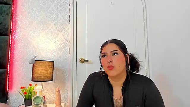 SophieeEvans online show from 26, 2, 2025