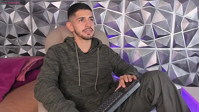 AlejandroStormm online show from 29, 3, 2026