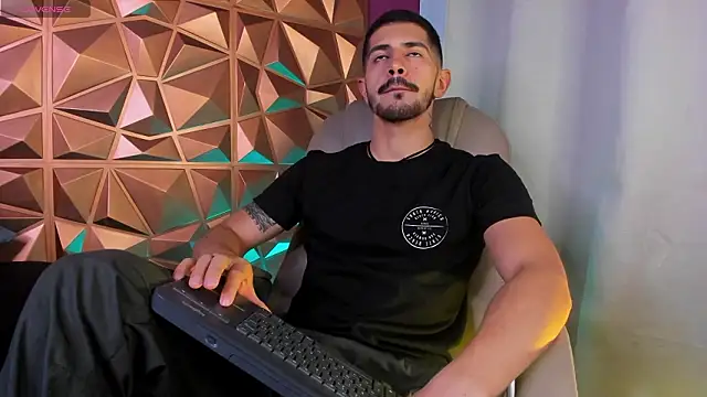 AlejandroStormm online show from 15, 2, 2026