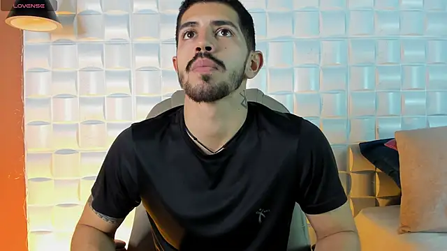 AlejandroStormm online show from 27, 2, 2026