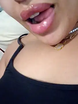 Snapshot of Sexlove1xo chatting on 27, 6, 2026 Sexlove1xo online show from 27, 6, 2026