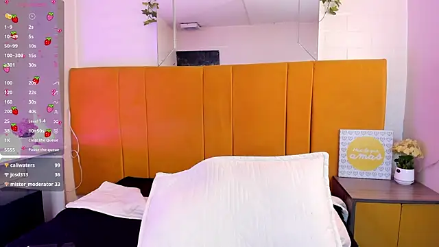 Snapshot of Lexi_Howard_ chatting on 11, 3, 2025 Lexi Howard online show from 11, 3, 2025