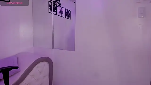 Anniie  Evans online show from 9, 9, 2025