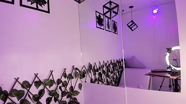 Anniie  Evans online show from 14, 3, 2025