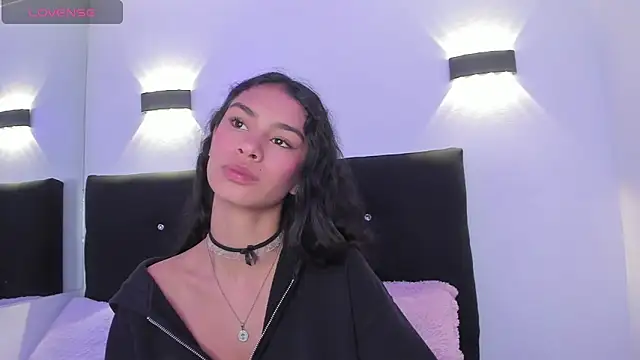 Anniie  Evans online show from 26, 9, 2025