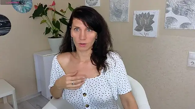 mylady xenia online show from 5, 10, 2025