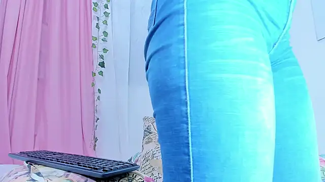 Emma lorense22 online show from 15, 3, 2025