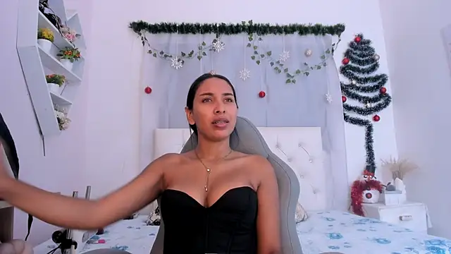 Emma lorense22 online show from 20, 12, 2025