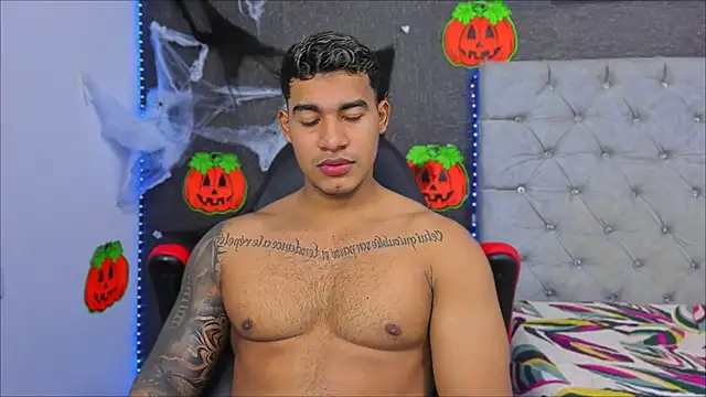 luigi hot  online show from 12, 10, 2025