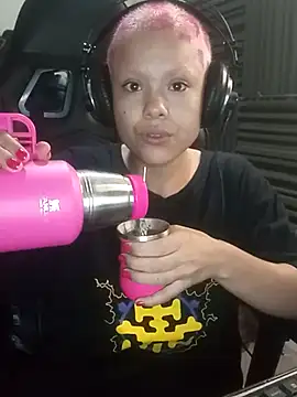 Snapshot of LA_SRA_M_ chatting on 27, 2, 2025 LA SRA M online show from 27, 2, 2025