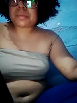 Snapshot of marimari_fersan chatting on 7, 5, 2026 marimari fersan online show from 7, 5, 2026