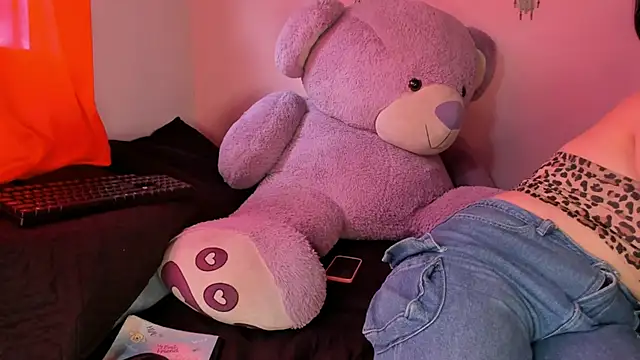 Maddy Jhonsson online show from 13, 3, 2026