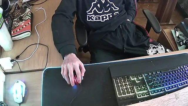 Snapshot of DerGeileLoveboy chatting on 11, 10, 2025 DerGeileLoveboy online show from 11, 10, 2025